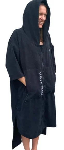 VAIKOBI FULL ZIP HOODED TOWEL - BLACK